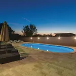 Elegant Jure With Private Pool Vila Policnik