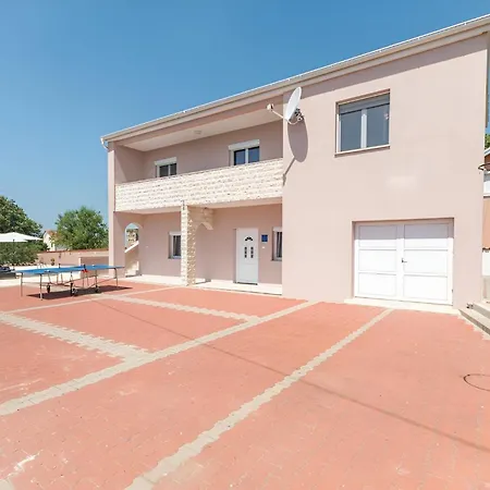 Villa Elegant Jure With Private Pool Policnik