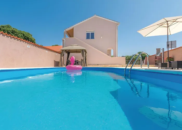 Elegant Jure With Private Pool Villa Policnik