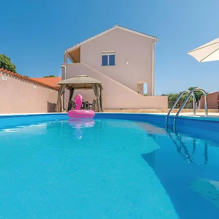 Elegant Jure With Private Pool Vila Policnik