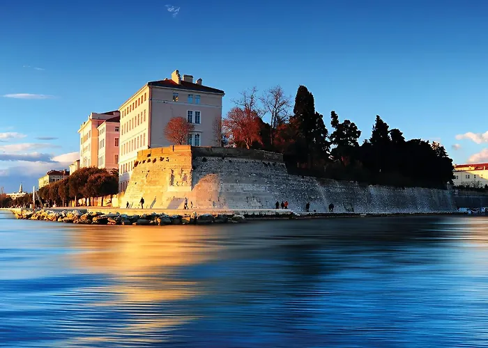 Βίλα Elegant Jure With Private Pool *