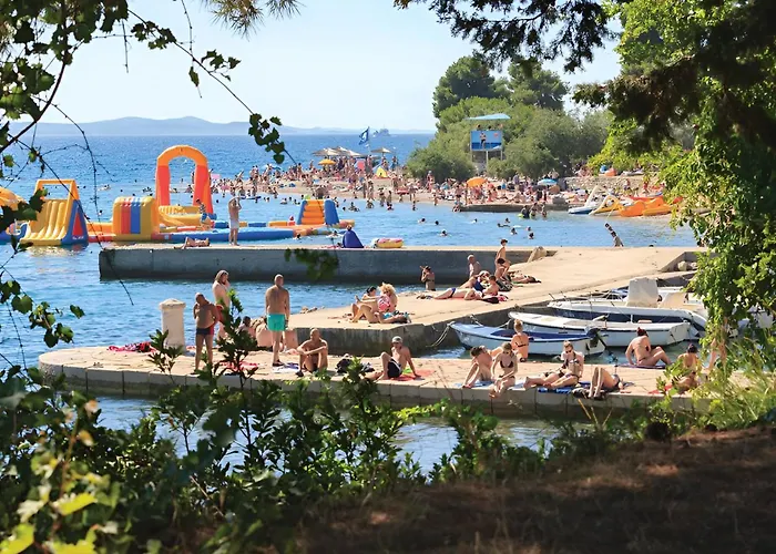 Elegant Jure With Private Pool * Policnik