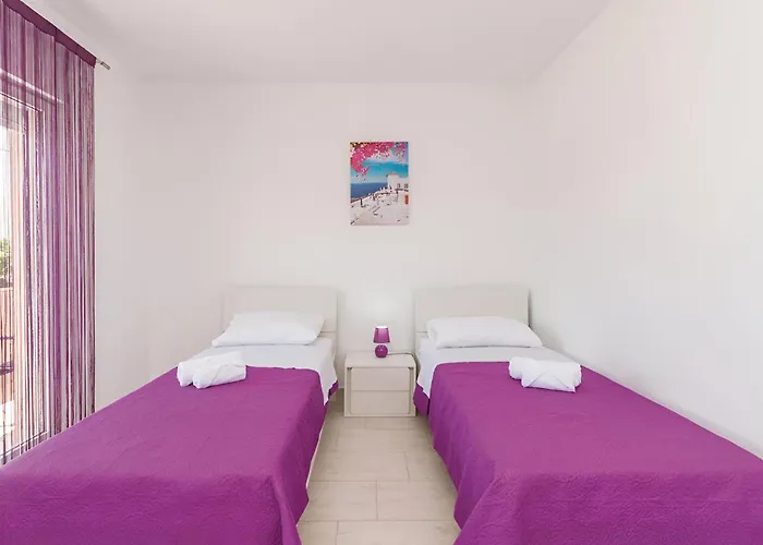 Elegant Jure With Private Pool * Policnik