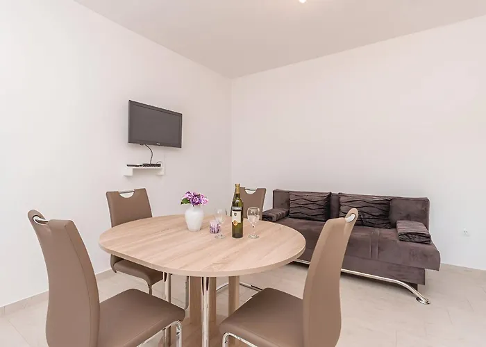 Βίλα Elegant Jure With Private Pool *